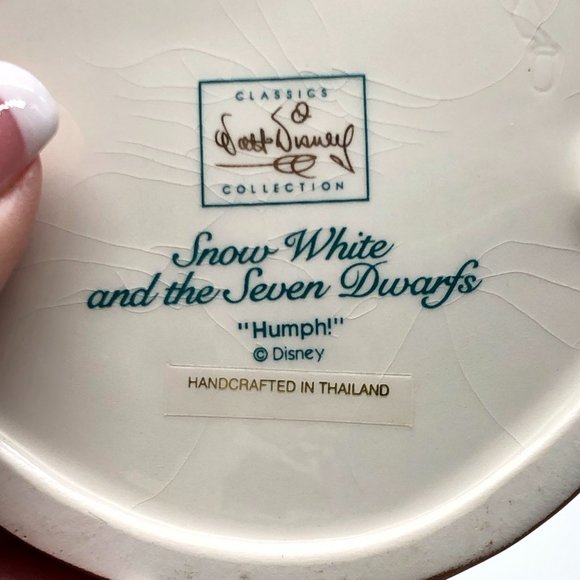 WDCC Grumpy & Organ from Snow White - Picture 6 of 14